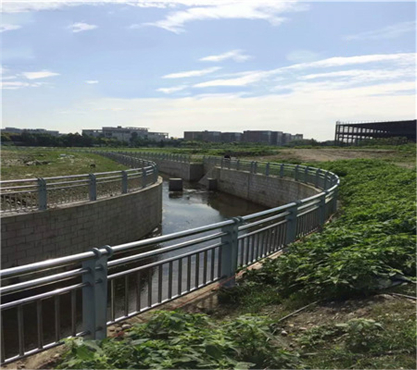 晋城不锈钢复合管河道景观护栏